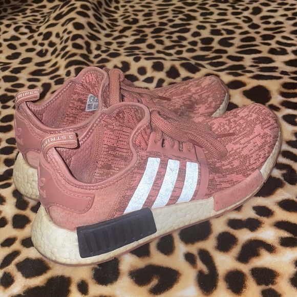 •ADIDAS•WOMENS PINK NMD SNEAKERS SIZE 6 EUC - Picture 6 of 9